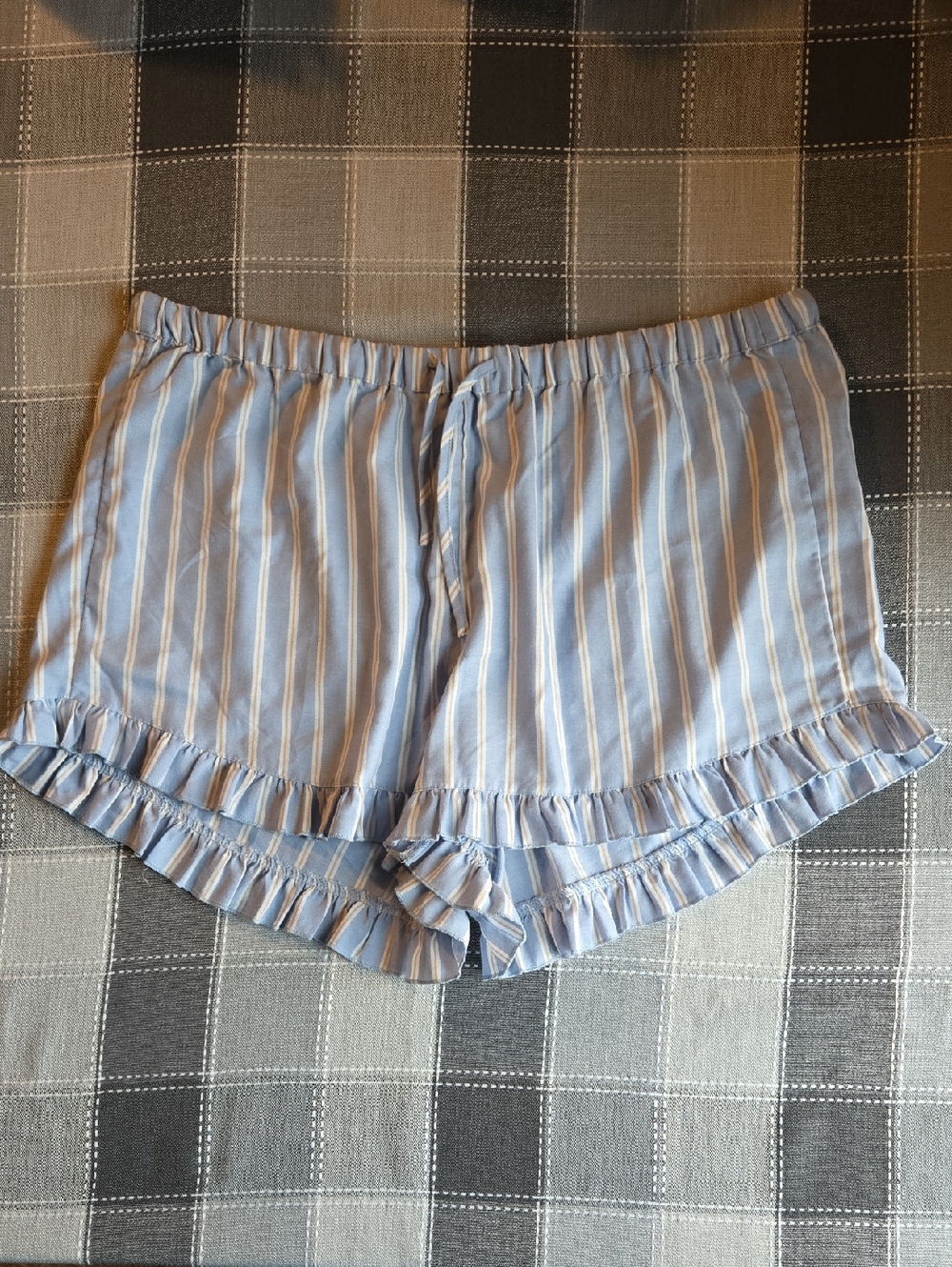Torrid LoveSick NWOT Drawstring Ruffle-Hem Shorts - Picture 6 of 13